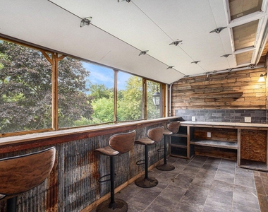 1620 N Edwards Street - Photo Thumbnail 11