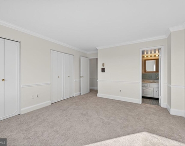 1111 University Boulevard W - Photo Thumbnail 9
