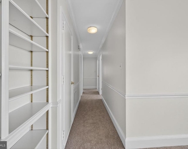 1111 University Boulevard W - Photo Thumbnail 7