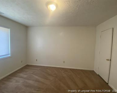 1122 Southwood Drive - Photo Thumbnail 7
