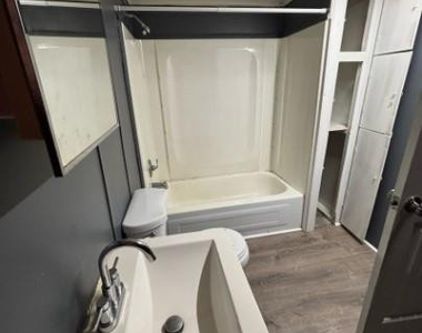 3519 Hill Street - Photo Thumbnail 9