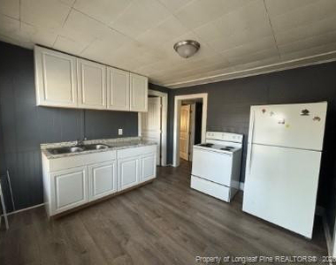 3519 Hill Street - Photo Thumbnail 6