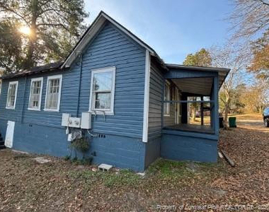 3519 Hill Street - Photo Thumbnail 1