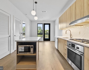 7175 12th Street Nw - Photo Thumbnail 7