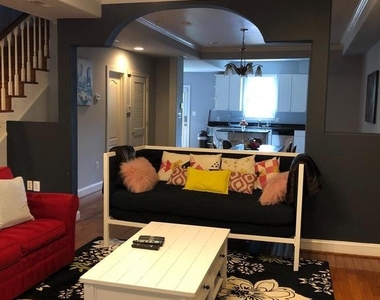 734 Quincy Street Nw - Photo Thumbnail 4