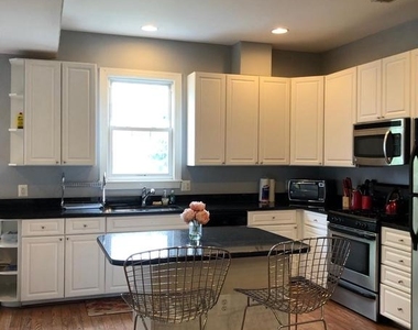 734 Quincy Street Nw - Photo Thumbnail 11