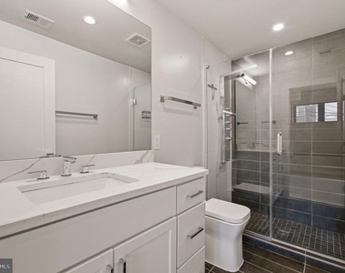531 Kennedy Street Nw - Photo Thumbnail 17