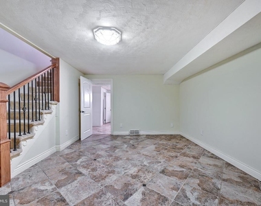 4607 North Capitol Street Ne - Photo Thumbnail 17
