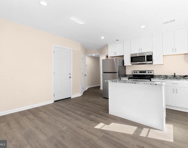 3158 Buena Vista Terrace Se - Photo Thumbnail 1