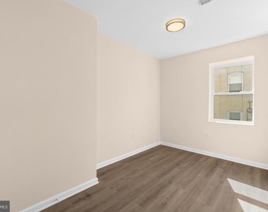 3158 Buena Vista Terrace Se - Photo Thumbnail 13