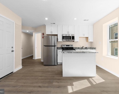 3158 Buena Vista Terrace Se - Photo Thumbnail 4