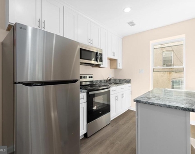 3158 Buena Vista Terrace Se - Photo Thumbnail 6