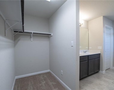 177 Fluttermill Loop - Photo Thumbnail 10