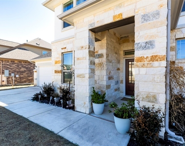 133 Goshen Dr - Photo Thumbnail 2