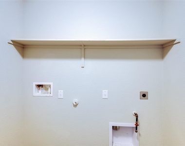 13923 Macquarie Dr - Photo Thumbnail 27
