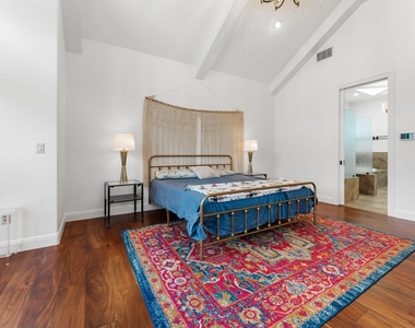 2633 Collingwood Dr - Photo Thumbnail 21