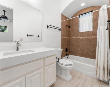 2633 Collingwood Dr - Photo Thumbnail 29