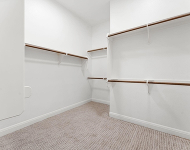 2633 Collingwood Dr - Photo Thumbnail 24