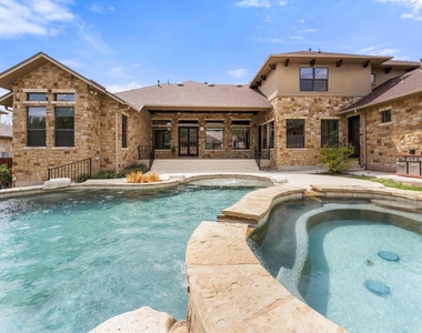 2633 Collingwood Dr - Photo Thumbnail 38