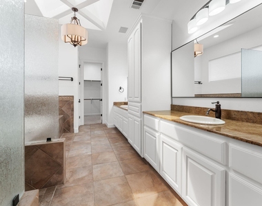 2633 Collingwood Dr - Photo Thumbnail 22