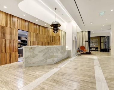 501 West Ave - Photo Thumbnail 27