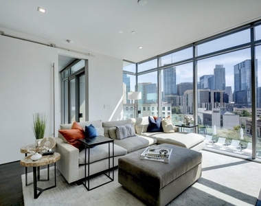 501 West Ave - Photo Thumbnail 4