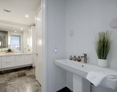 501 West Ave - Photo Thumbnail 17