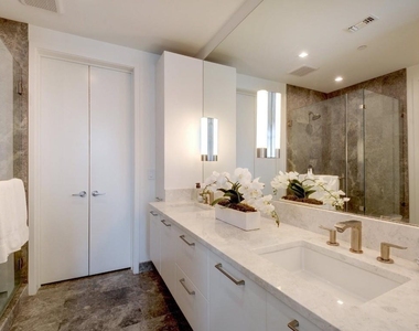 501 West Ave - Photo Thumbnail 14