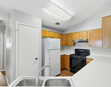 2511 Howellwood Way - Photo Thumbnail 6