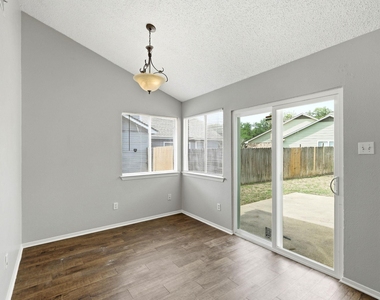 2511 Howellwood Way - Photo Thumbnail 5