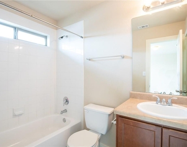4528 Credo Ln - Photo Thumbnail 18