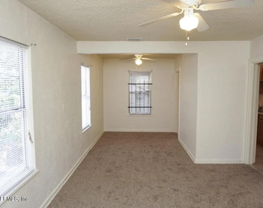 7545 Wilder Avenue - Photo Thumbnail 6