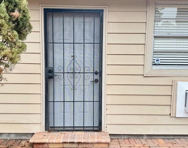 5557 Floral Avenue - Photo Thumbnail 1