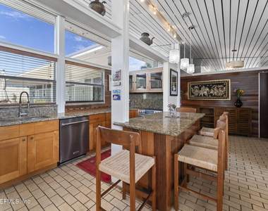 2337 Seminole Road - Photo Thumbnail 7