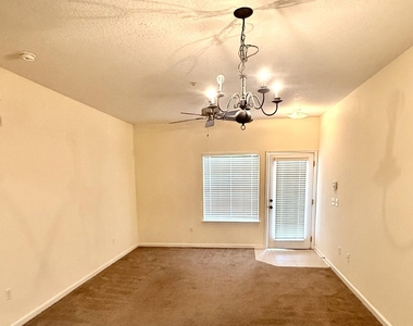 575 Oakleaf Plantation Parkway Parkway - Photo Thumbnail 5