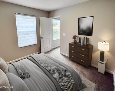 535 S Woodlawn Street - Photo Thumbnail 10