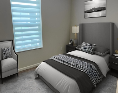 535 S Woodlawn Street - Photo Thumbnail 13