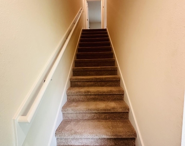 7846 Echo Springs Road - Photo Thumbnail 13