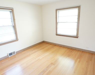 1229 Middlebury Lane - Photo Thumbnail 20