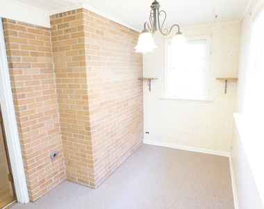 1229 Middlebury Lane - Photo Thumbnail 16