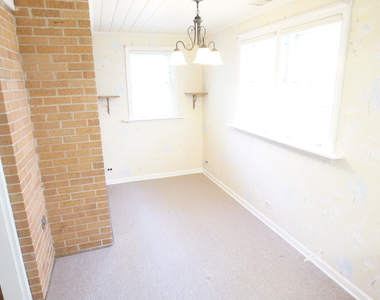 1229 Middlebury Lane - Photo Thumbnail 15