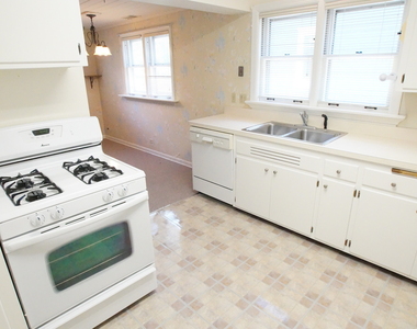1229 Middlebury Lane - Photo Thumbnail 14