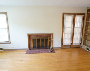 1229 Middlebury Lane - Photo Thumbnail 3