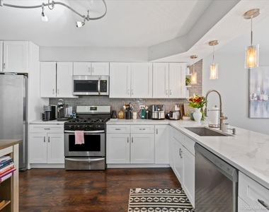 6352 W Orchard Drive - Photo Thumbnail 10