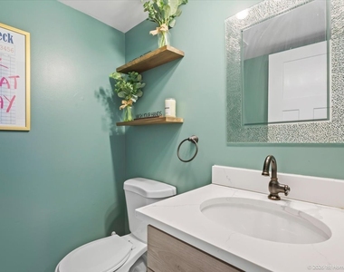 6352 W Orchard Drive - Photo Thumbnail 13