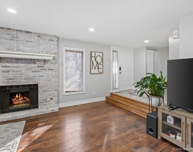 6352 W Orchard Drive - Photo Thumbnail 4