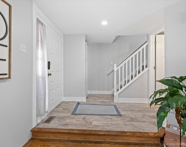 6352 W Orchard Drive - Photo Thumbnail 3