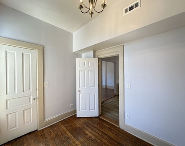 2347 W 24th Place - Photo Thumbnail 16