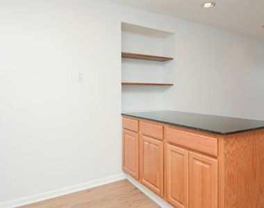 2347 W 24th Place - Photo Thumbnail 4