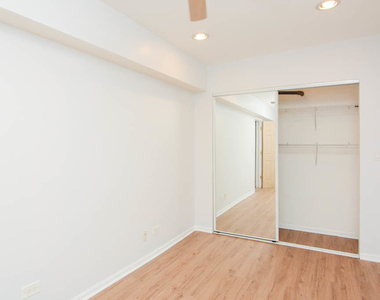 2347 W 24th Place - Photo Thumbnail 12